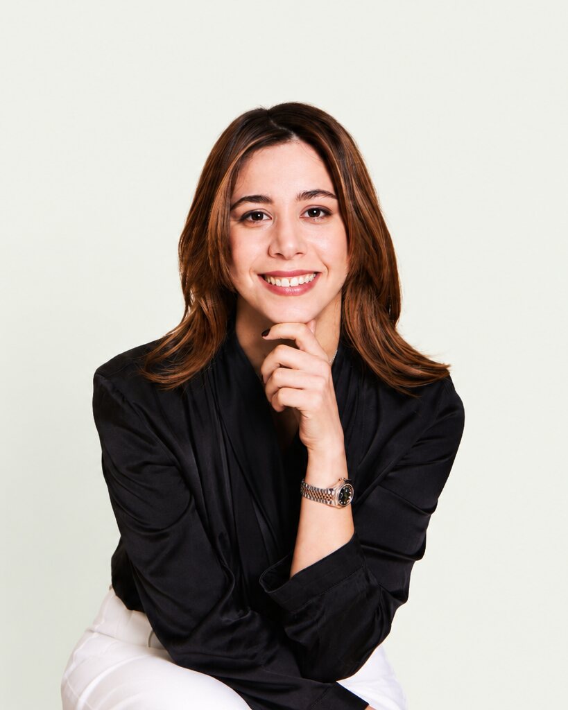Evin Zorba - Psychotherapist in Rotterdam, Netherlands - NIP registered therapist offering sessions in English, Turkish and Dutch